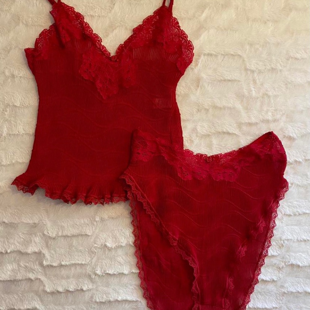 80s vintage designer lingerie set in red❤️‍🔥